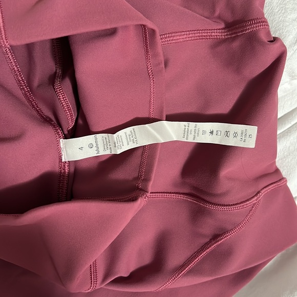 Lululemon pink align leggings - Picture 3 of 3
